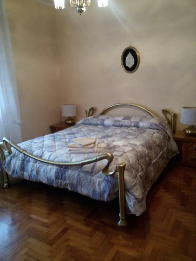 Bed and Breakfast Casa Emanuela Пьяццола-суль-Брента Экстерьер фото