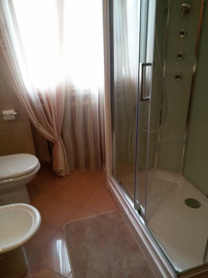 Bed and Breakfast Casa Emanuela Пьяццола-суль-Брента Экстерьер фото